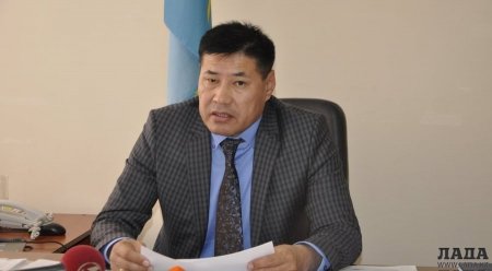 Приговоренный к 7,5 годам за взятку чиновник вышел на свободу раньше срока