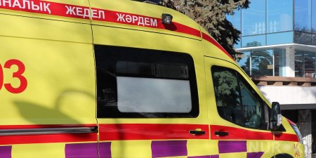 Трехлетнему ребенку разорвало селезенку после наезда авто в Актау