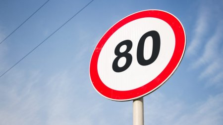 Знаки «80» вернут на Аль-Фараби и ВОАД в Алматы