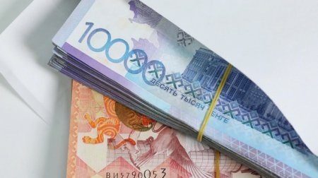 Дознаватель закрыл дело о наезде на пешехода за взятку в Караганде