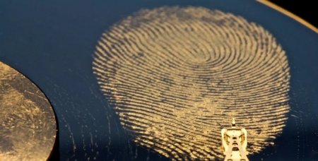 Отпечатки пальцев появятся в водительских правах и техпаспортах казахстанцев