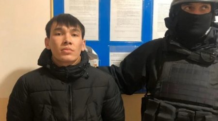Стало известно о темном прошлом "героя" скандального видео с арсеналом оружия