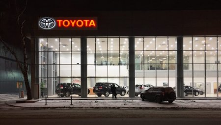 Покупать новые автомобили в Казахстане можно будет только по безналу