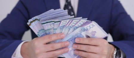 Самую большую сумму взятки озвучили в ЗКО