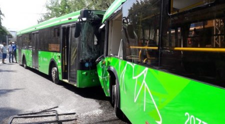 На дорогу - как на фронт. Водители автобусов продолжают нарушать правила дорожного движения.