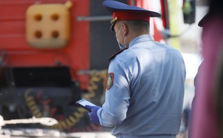 Посадили полицейского за взятку на блокпосту Алматы во время карантина