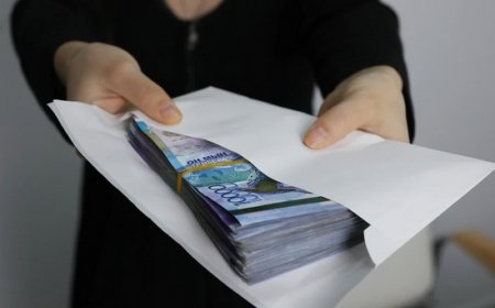 Майор полиции уволен за взятку в 1,3 млн тенге