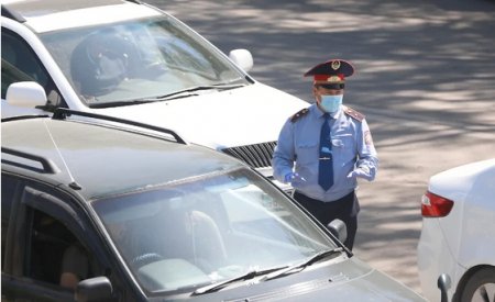 Полицейские посты установили на выезде из Нур-Султана