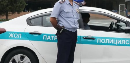 Полицейский выехал на встречную полосу и врезался в "Ладу Гранта" в ЗКО