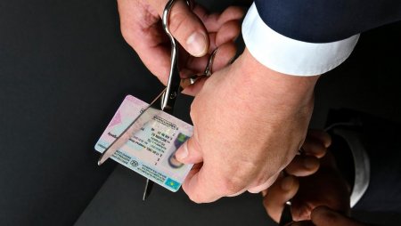 Пожизненно лишили прав около тысячи казахстанцев в 2021 году